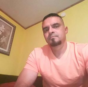 Meet your Posher, Herrera